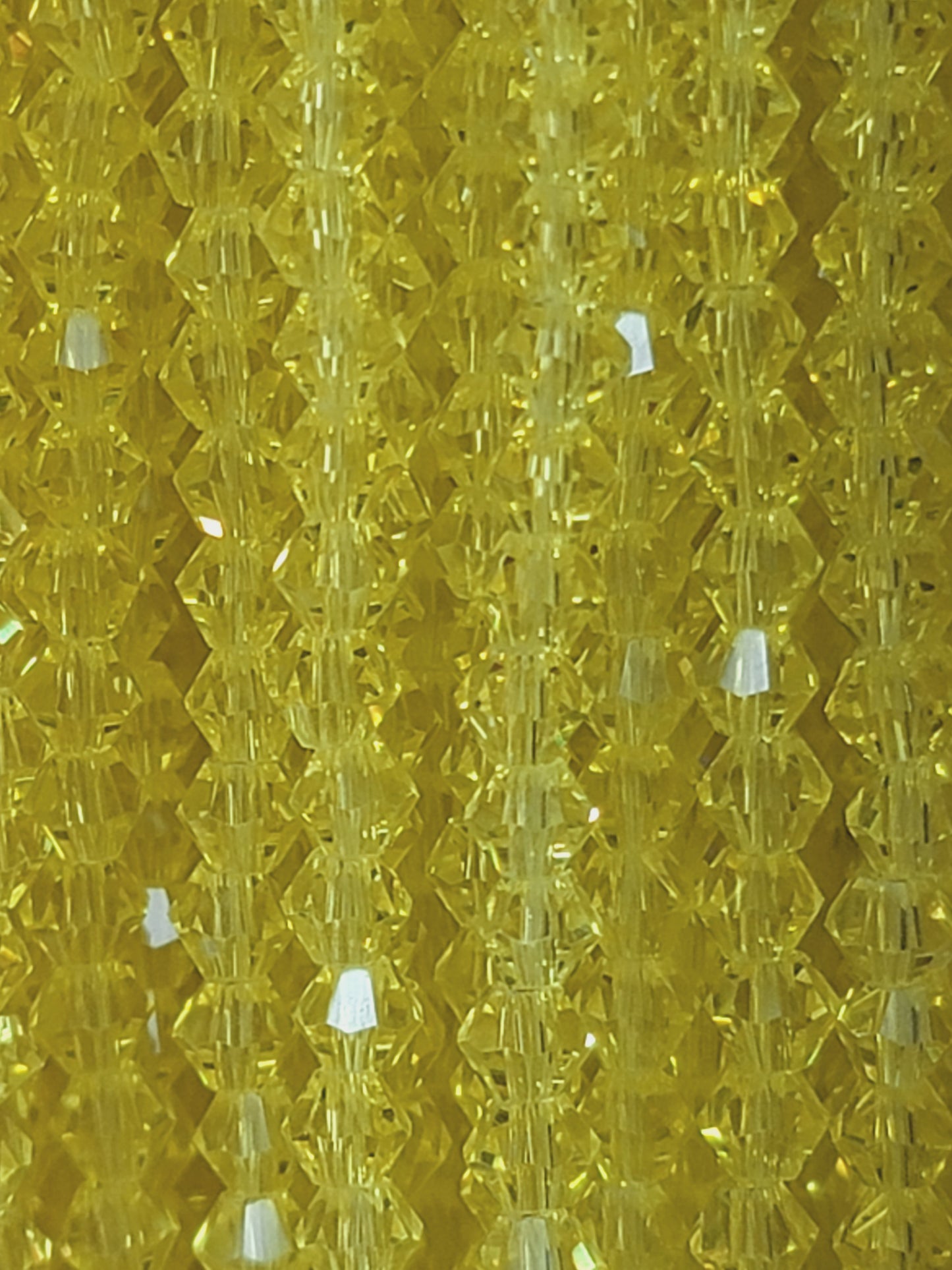 (4mm) Doppelkegel-Randperlen