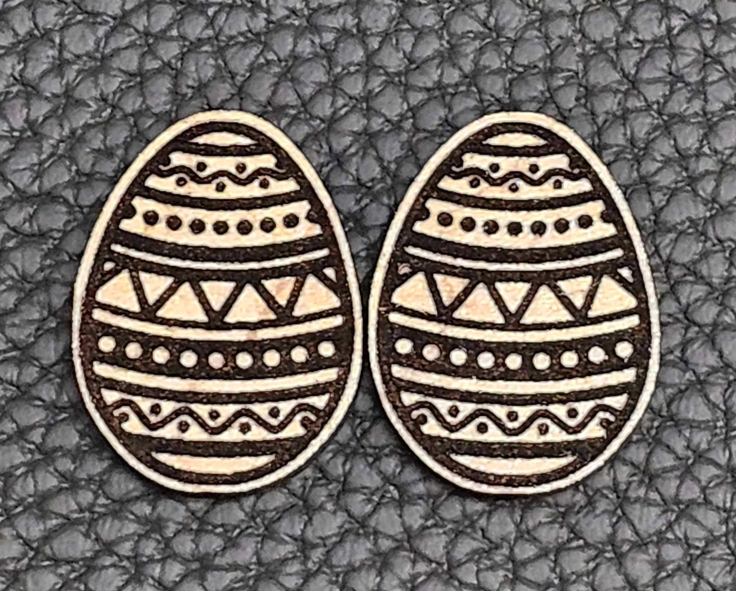 Ostern Holz graviert Cabs