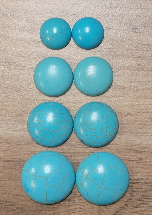 Round Turquoise Cabs