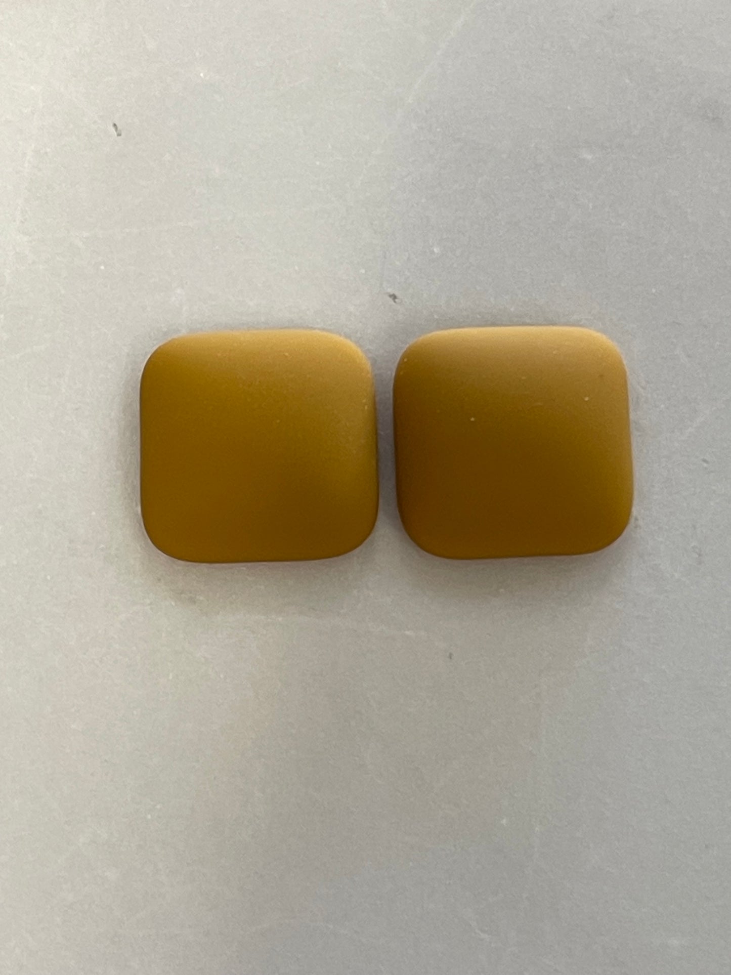 Rounded Square Matte Cabs