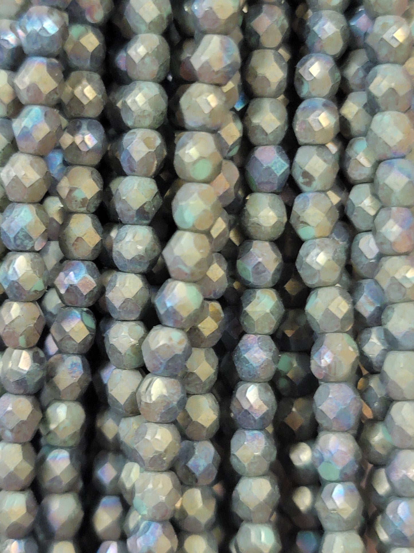 (4mm) Fire Polish Edging Beads