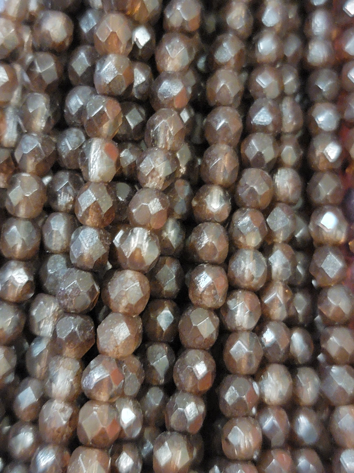 (4mm) Fire Polish Edging Beads