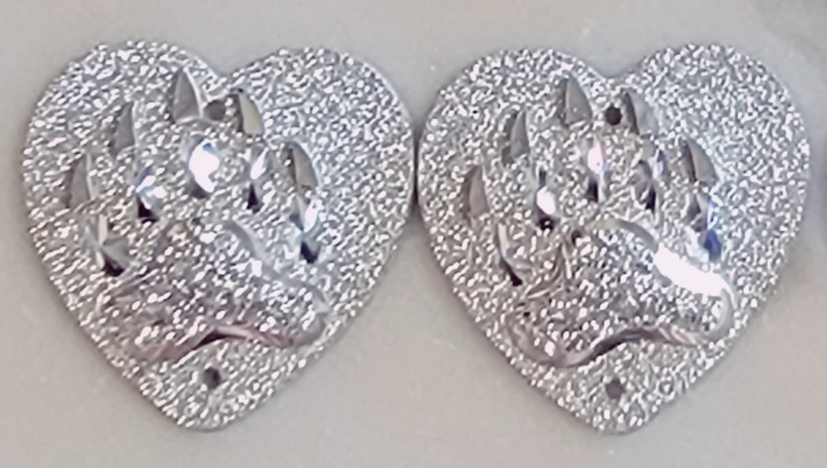 Bear Paw Heart Cabs