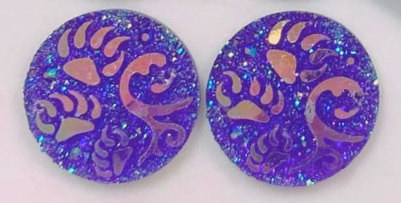 Round Paw Swirl Cabs