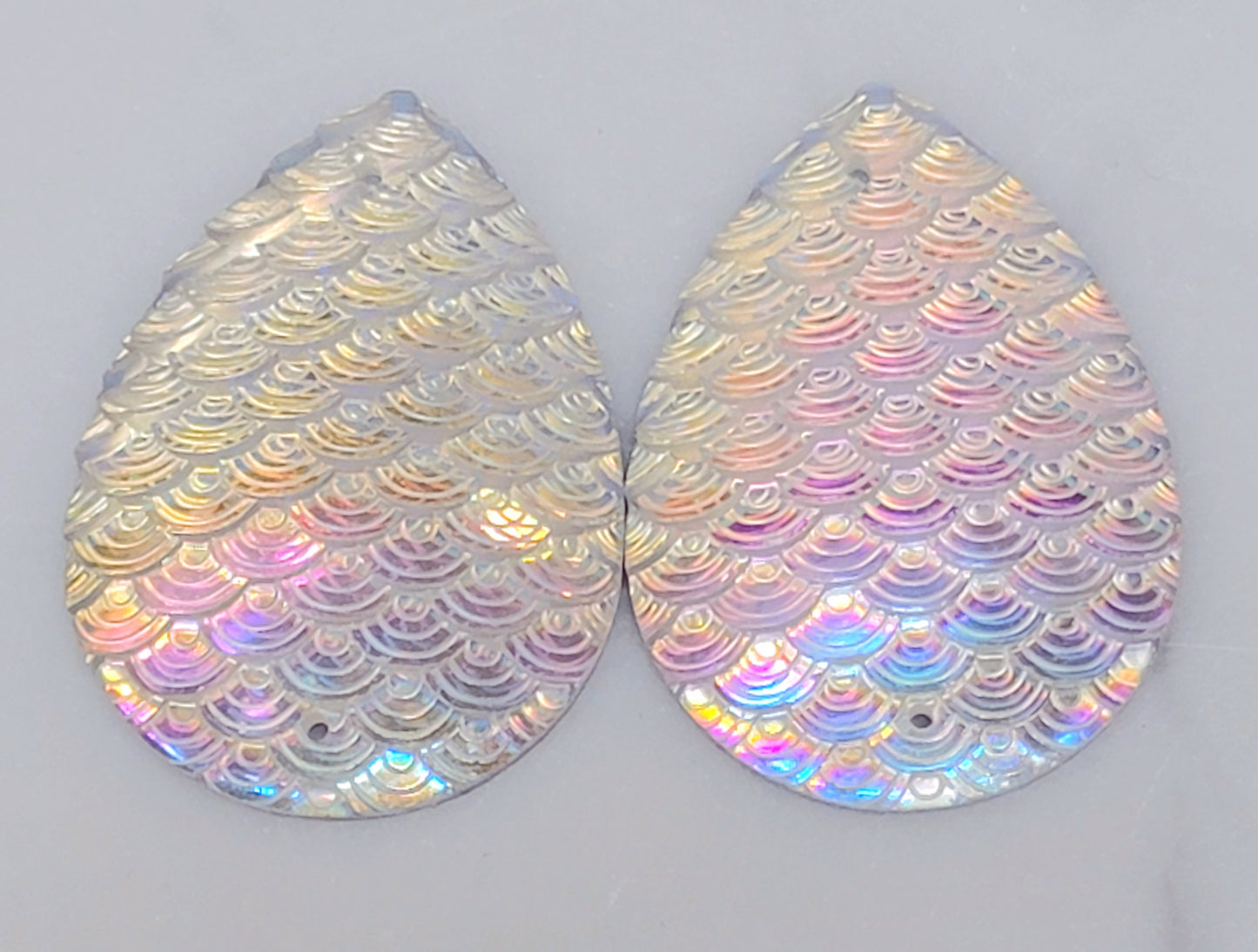 Rainbow Scale Teardrop Cabs